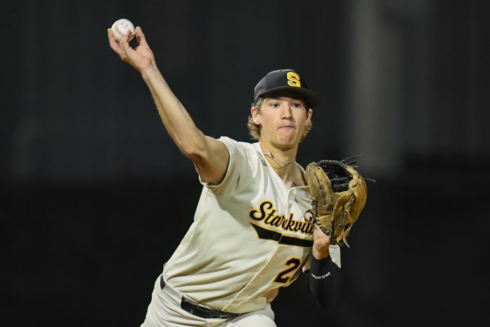 SUN_8901-DeNoiseAI-low-light